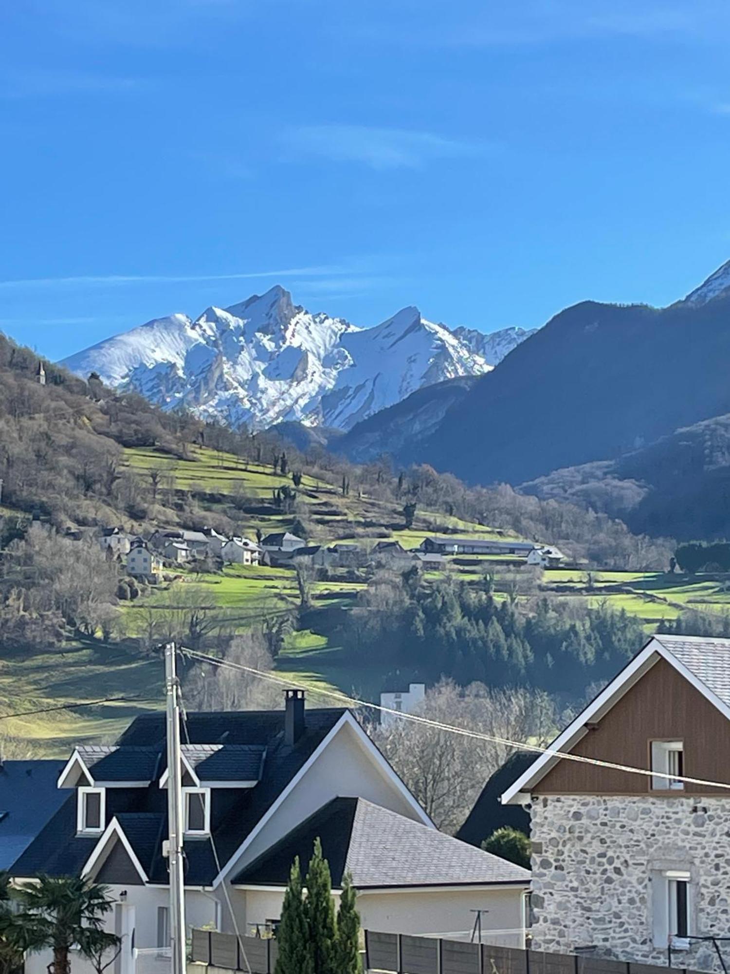 Appartement Cocoon Avec Jardin Et Vue Montagne لارونس المظهر الخارجي الصورة